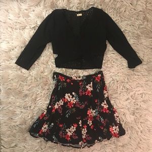 Hollister crop top & floral skirt